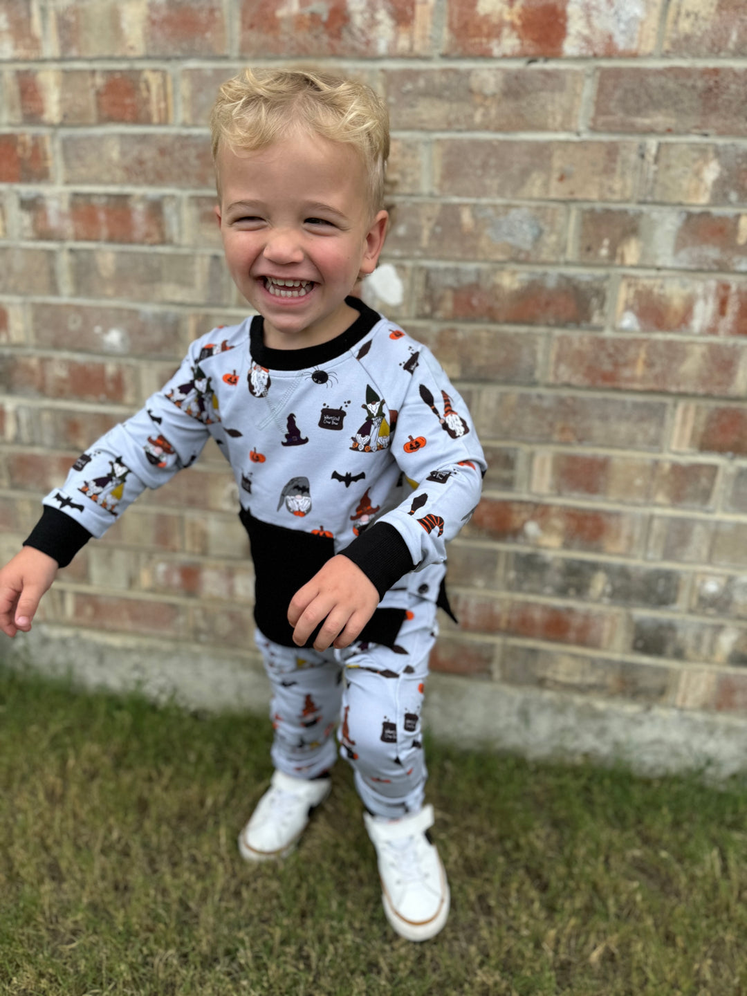 Spookin with my Gnomies Jogger Set
