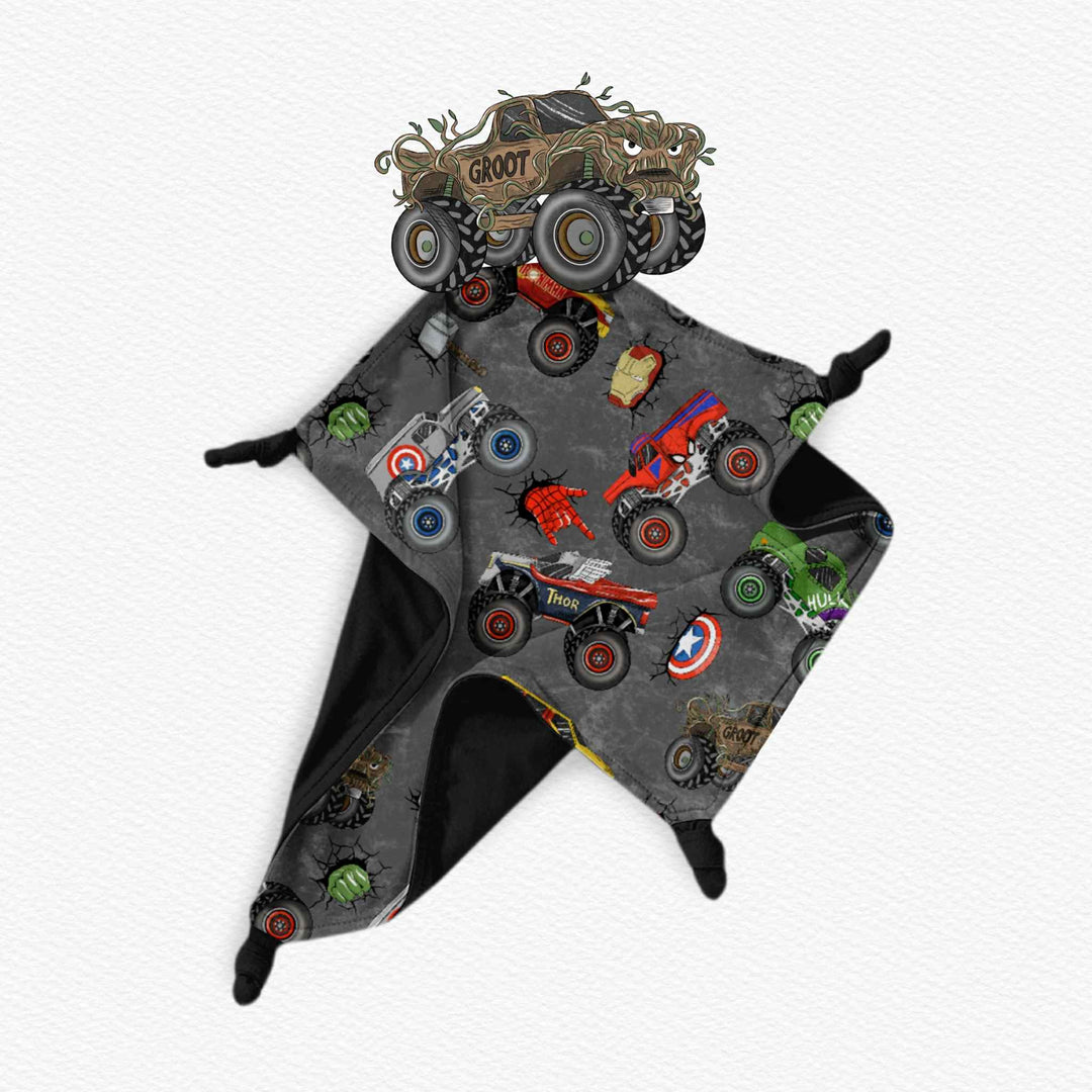 Monster Trucks Assemble-Tree Lovey