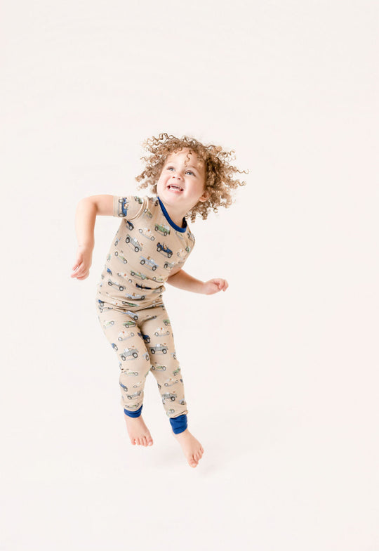 Cruising With My Dogs 2 Piece Set