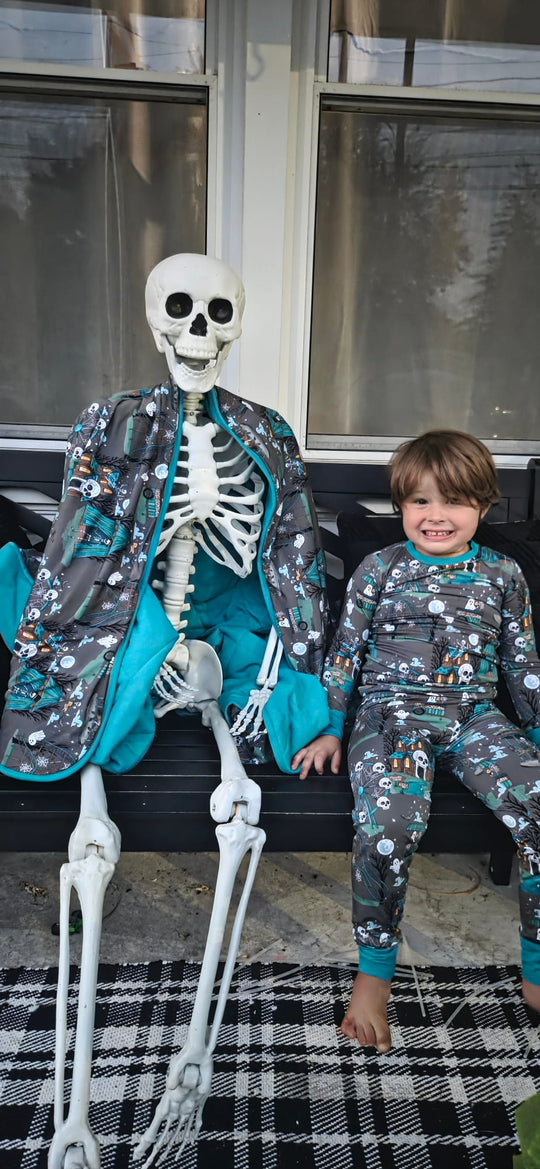 Mama Blanket Spooky Carnival