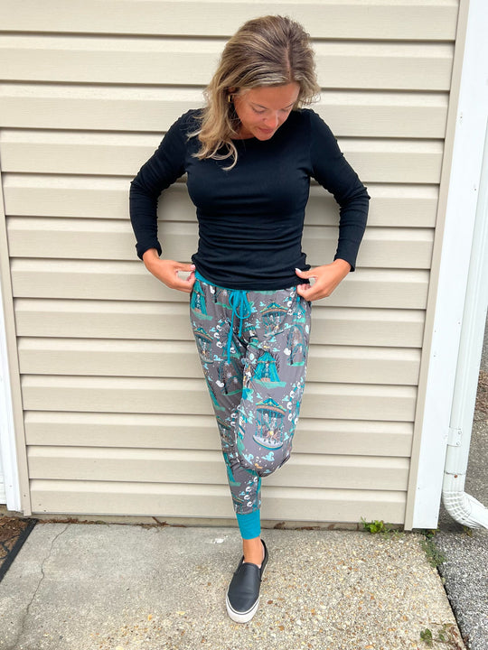 Mama Joggers Spooky Carnival