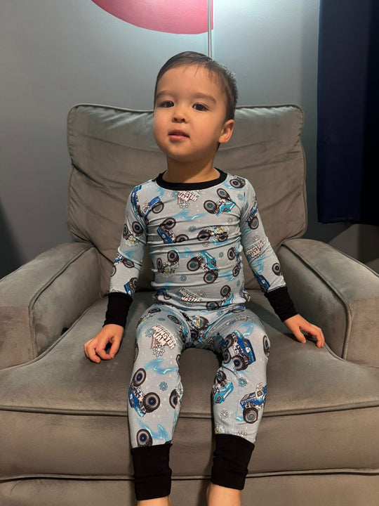 Crashing Through the Snow Mama Joggers