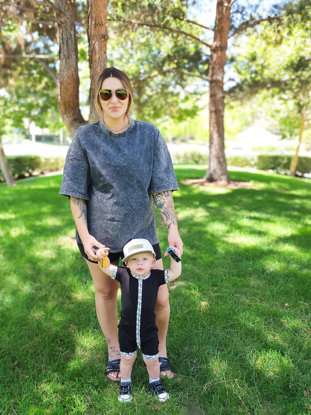 Onyx Mama Oversized Tee