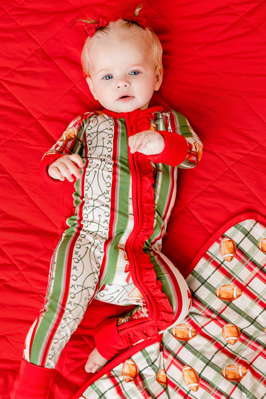 Holiday Huddles Mama Blanket